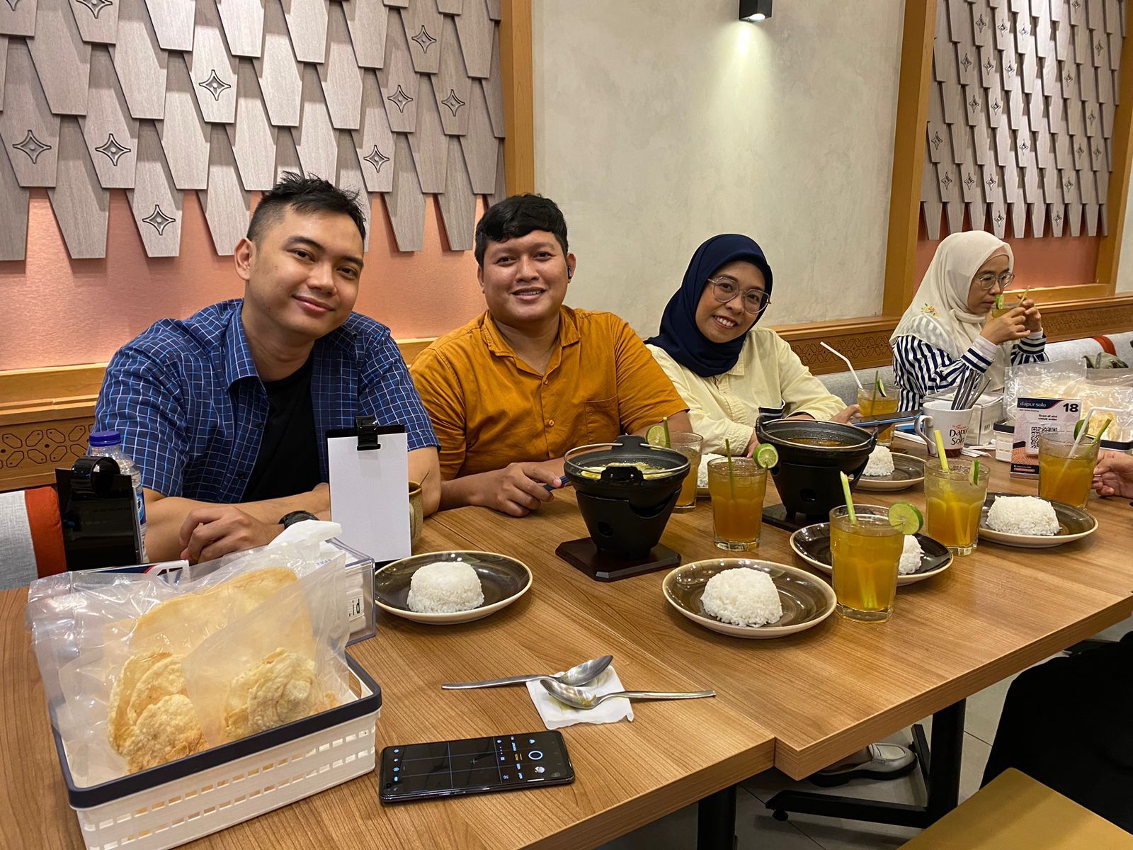 Buka Bersama Hemat Hanya Dengan 50 Ribuan Aja di Dapur Solo