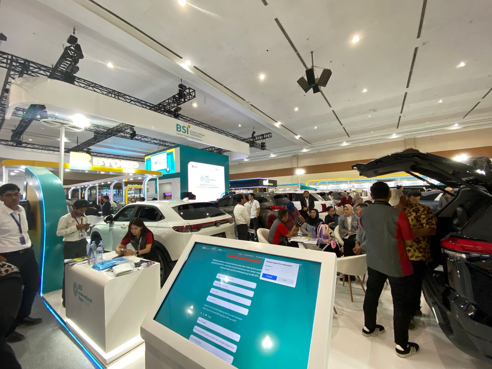 Merajut Impian Emas Bersama BSI: Perjalanan Mewujudkan Mobil Impian demi Usaha yang Makin Maju